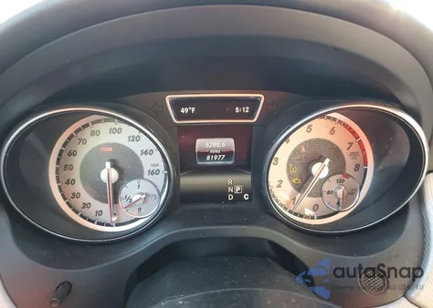 2016 Mercedes-Benz Gla 250 4Matic z USA, uszkodzony, nr VIN WDCTG4GB9GJ245904